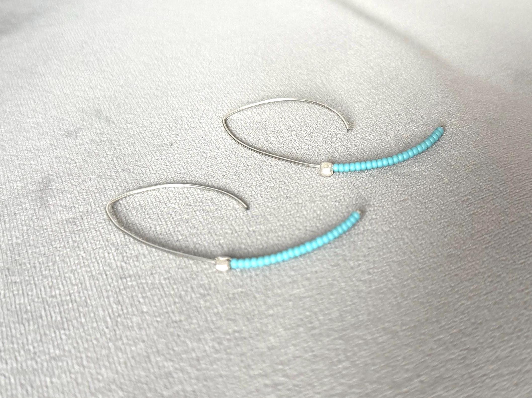 Sea Arc Earrings – Aqua Curve + Silver Drop