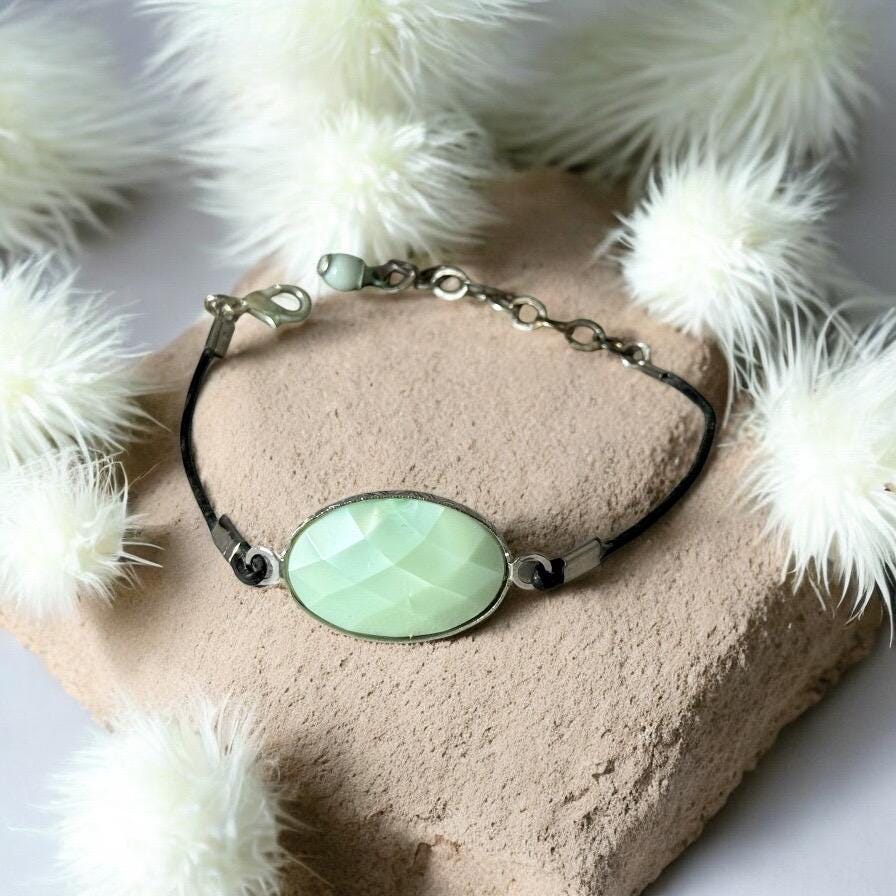 Moonfade Minimal Bracelet