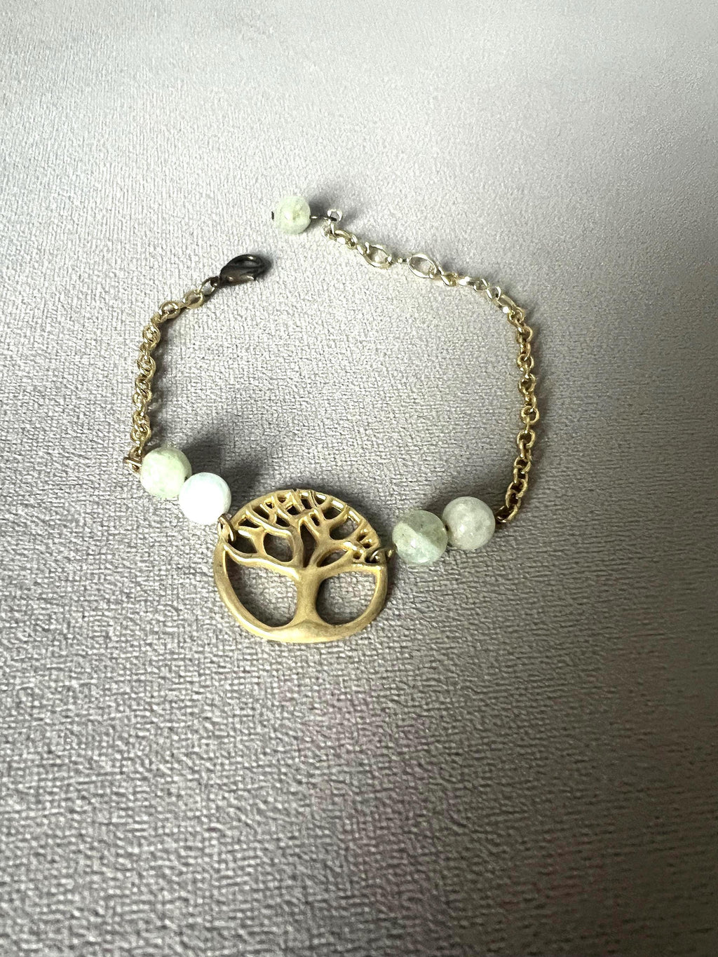 Rooted Glow Bracelet Gold