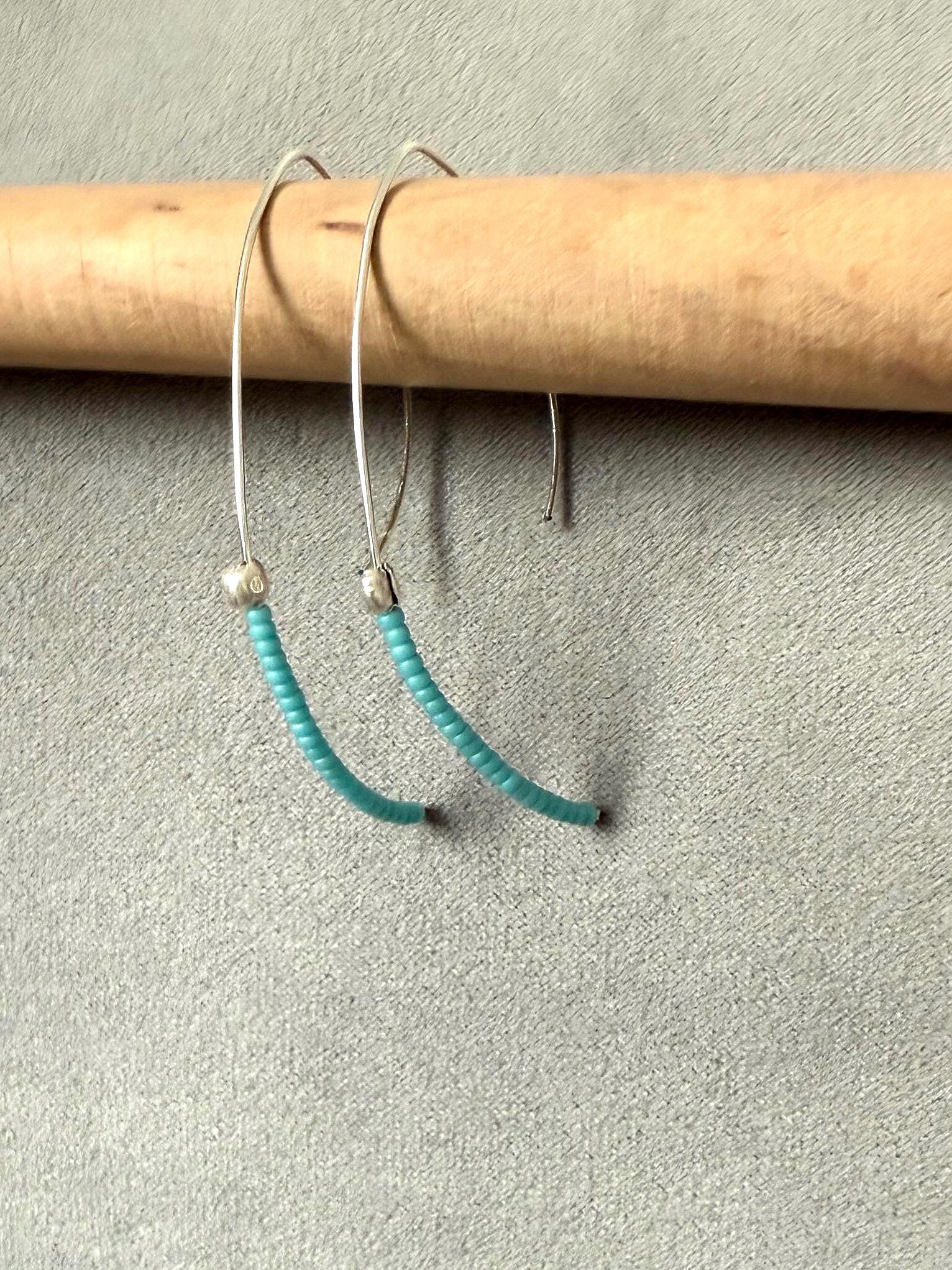 Sea Arc Earrings – Aqua Curve + Silver Drop