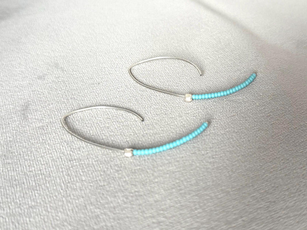 Sea Arc Earrings – Aqua Curve + Silver Drop