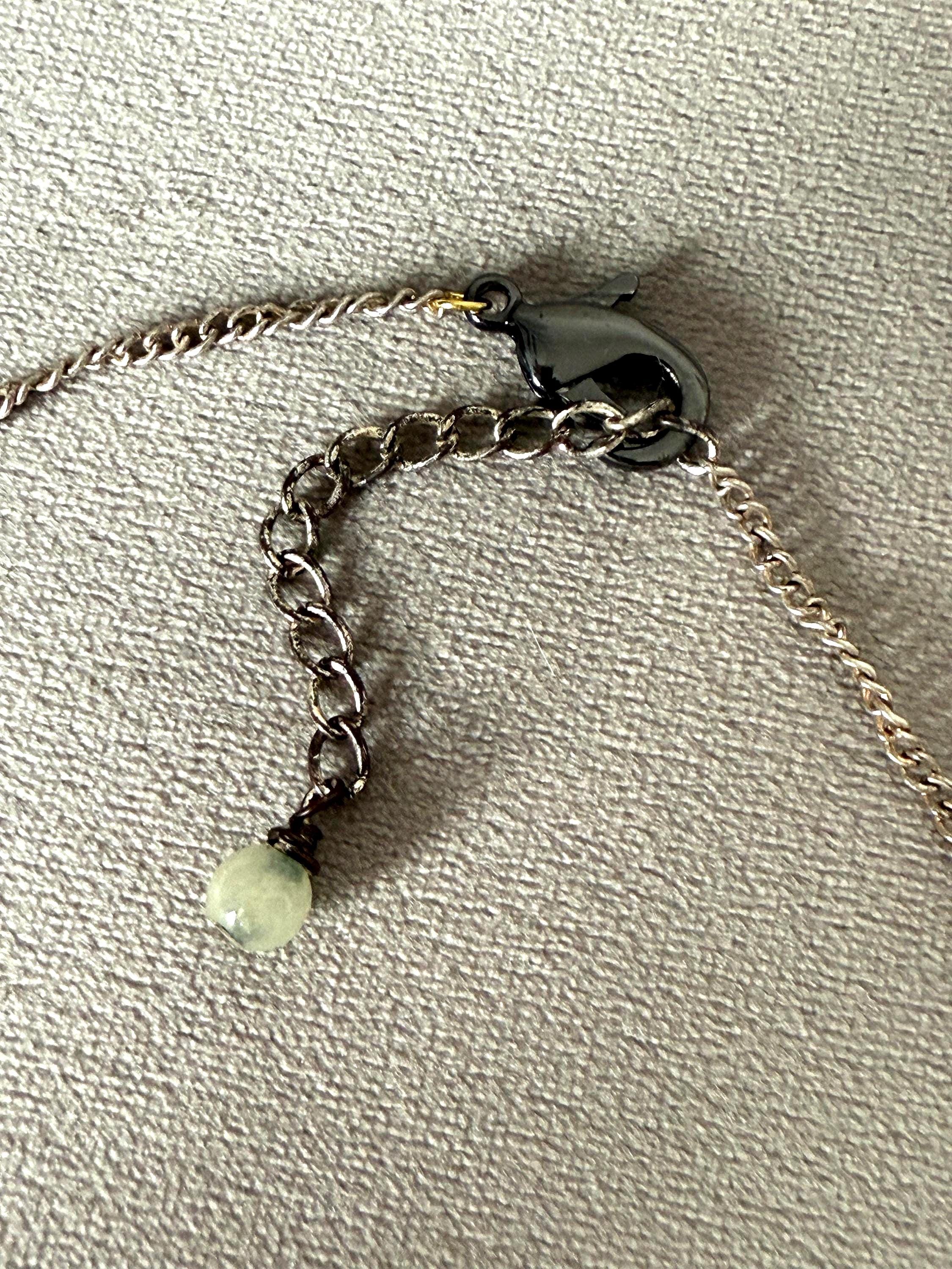 Stoneblood Talisman Arrowhead Necklace