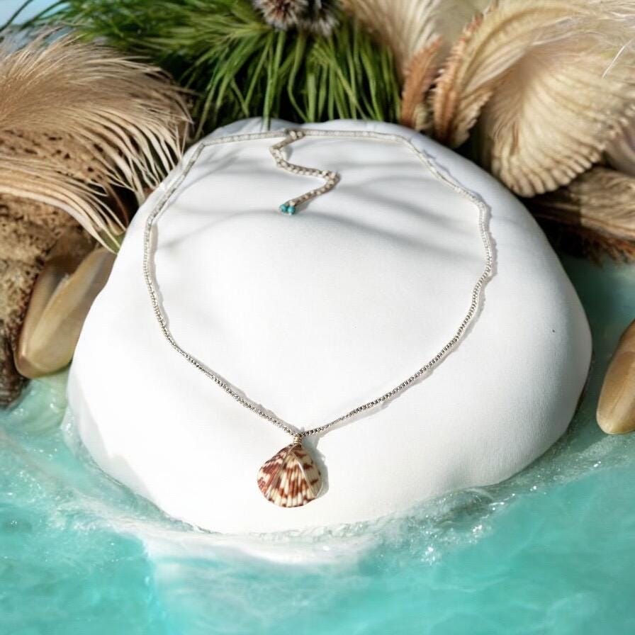 Shoreline Muse Shell Necklace