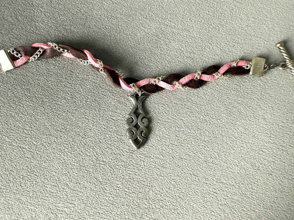 Velvet Fish Bracelet