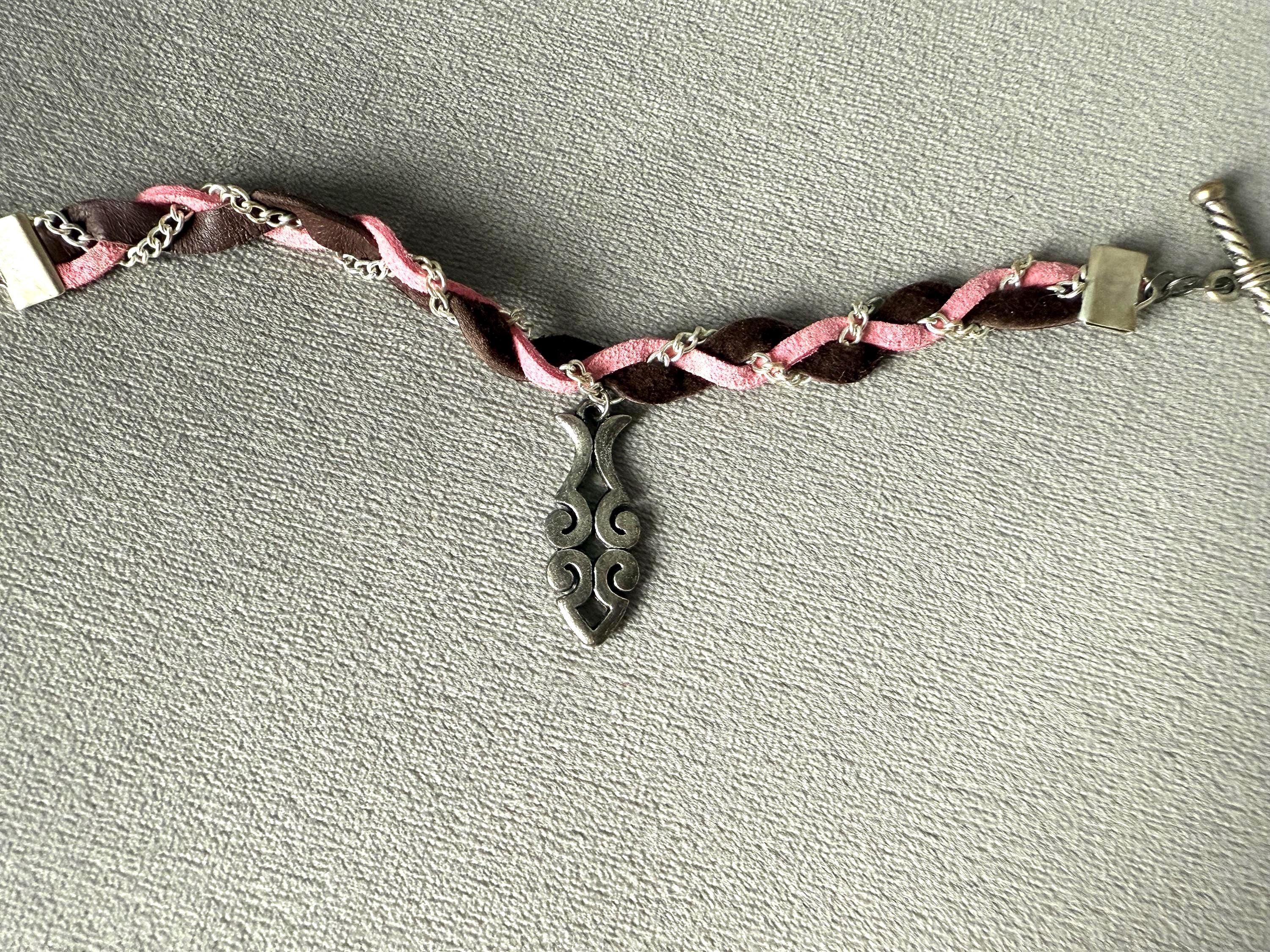 Velvet Fish Bracelet