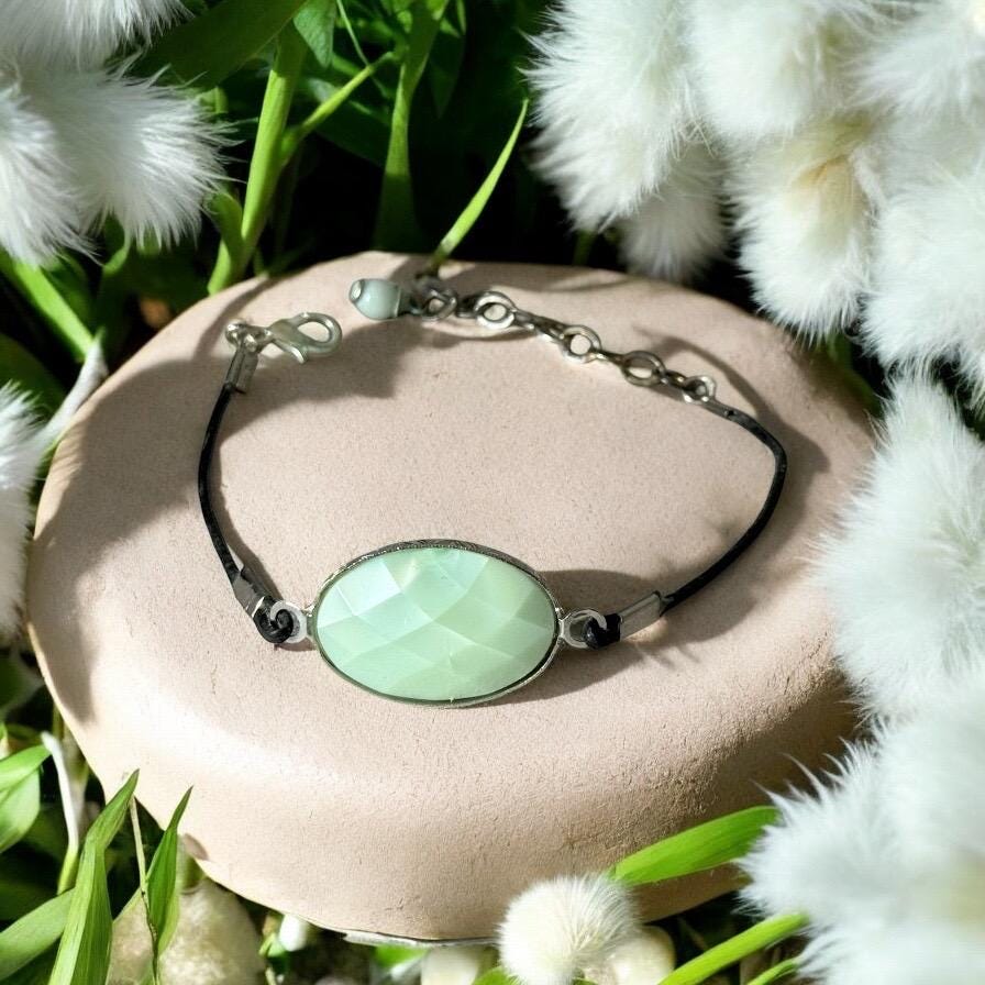 Moonfade Minimal Bracelet