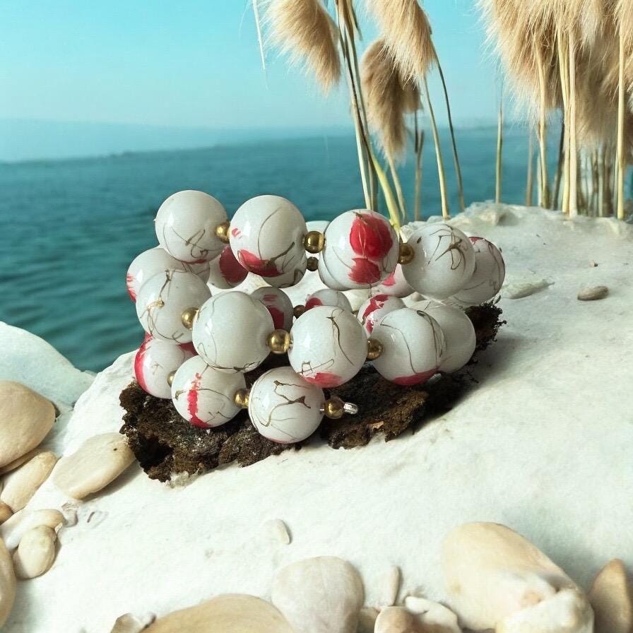 Bold Red & White Marbled Bead Stretch Bracelet with Gold Accents