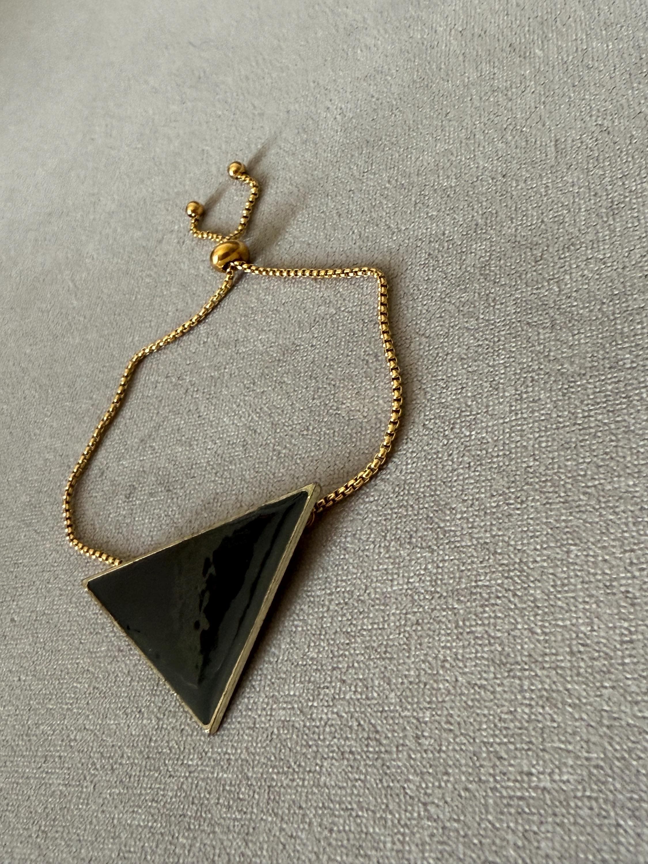 Obsidian Apex Bracelet – Noir Geometry Collection