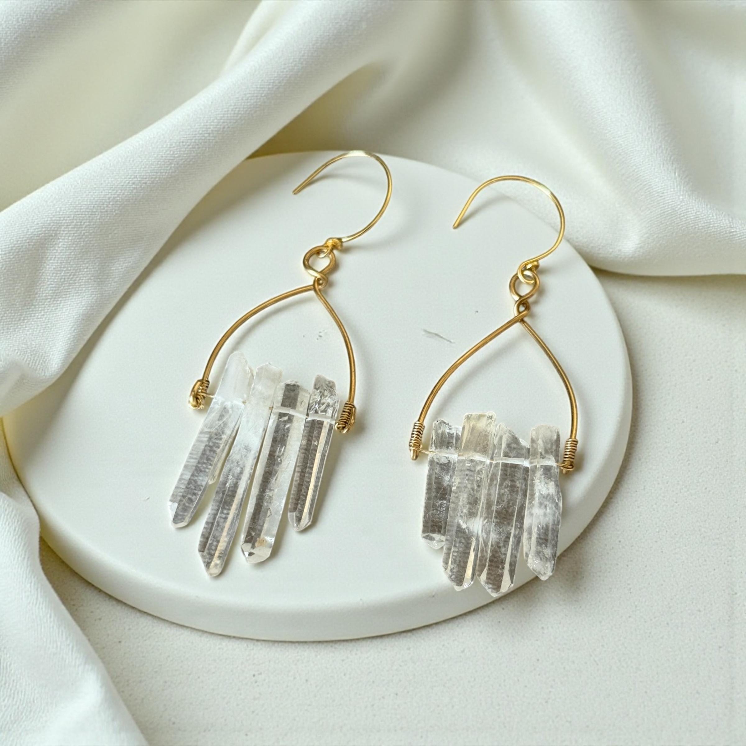 Crystal Tide Earrings – Milky Quartz