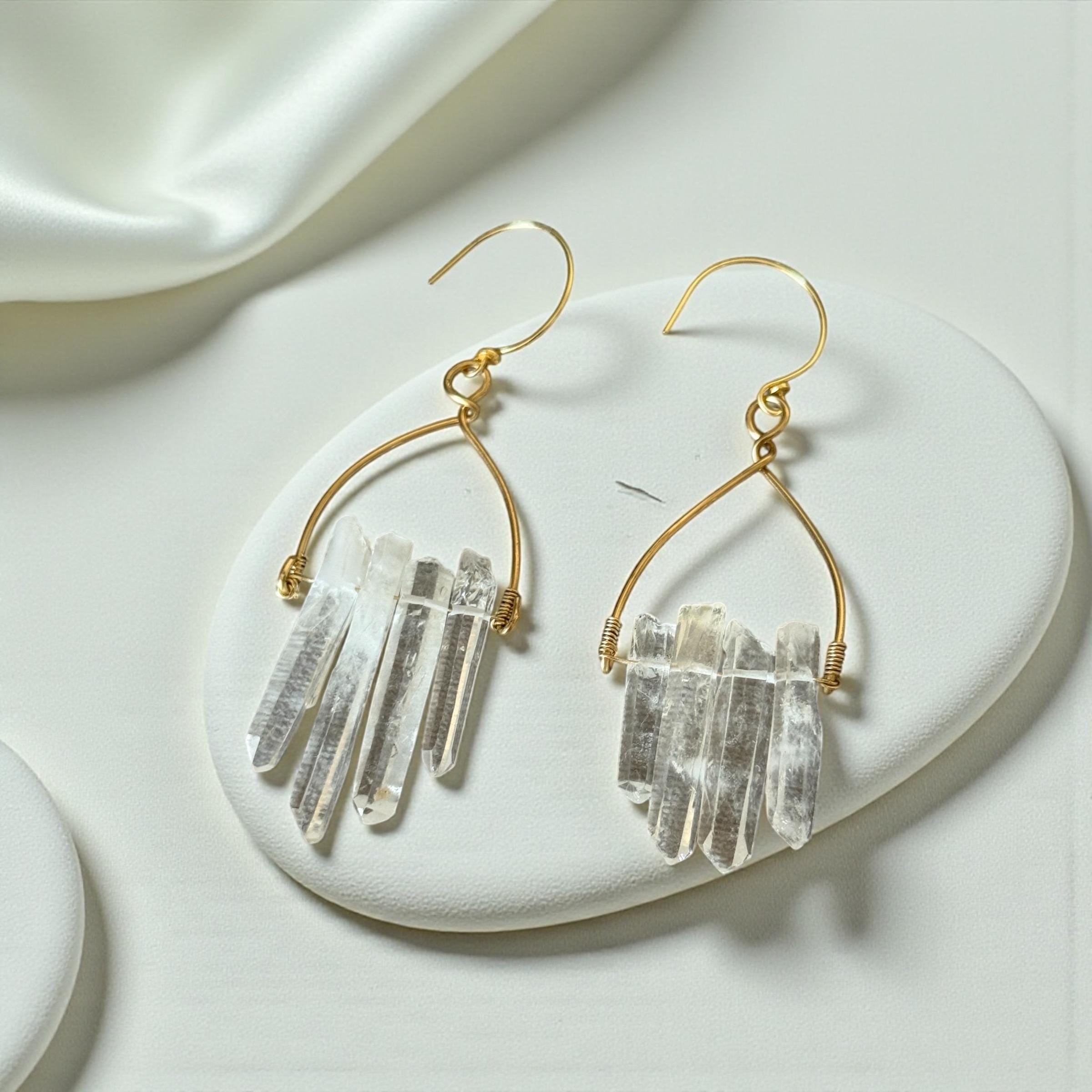 Crystal Tide Earrings – Milky Quartz