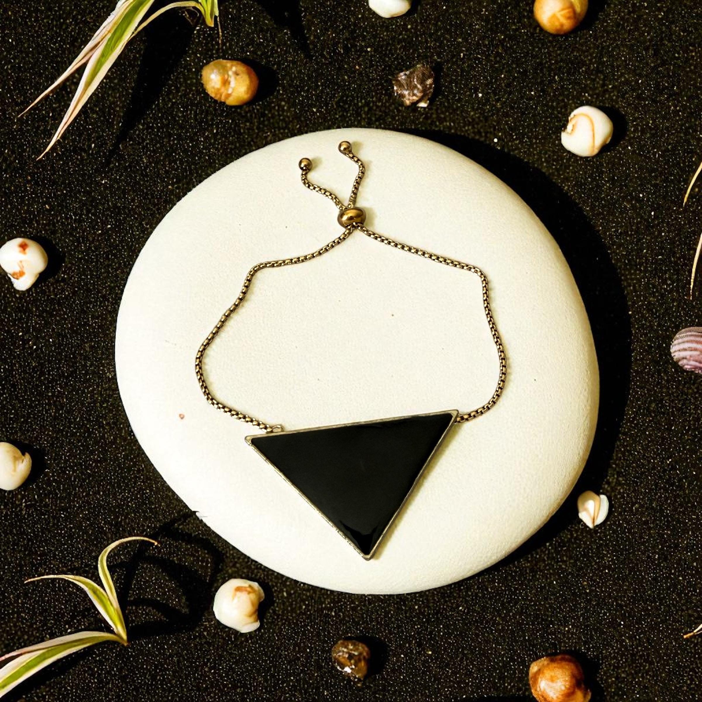 Obsidian Apex Bracelet – Noir Geometry Collection