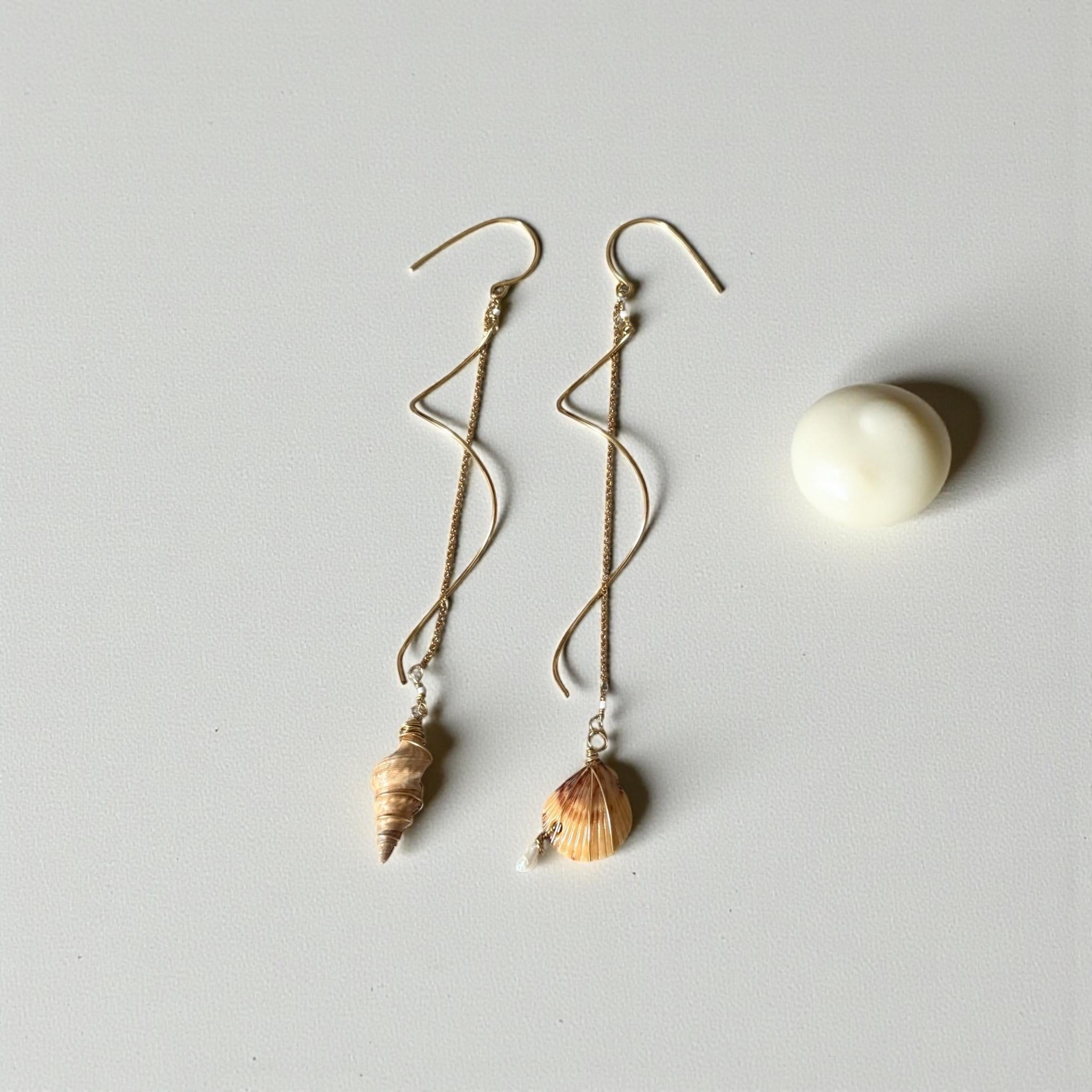 Golden Tides Asymmetrical Shell Drops