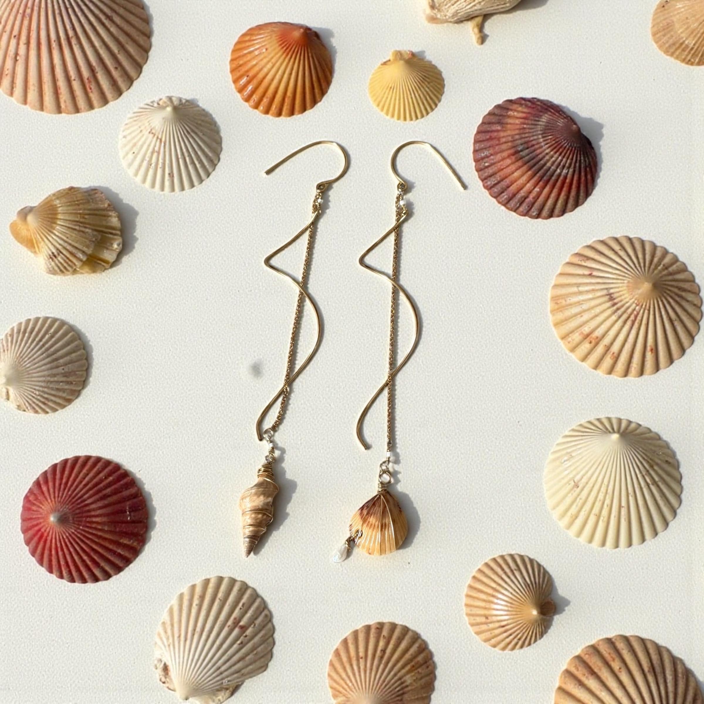 Golden Tides Asymmetrical Shell Drops