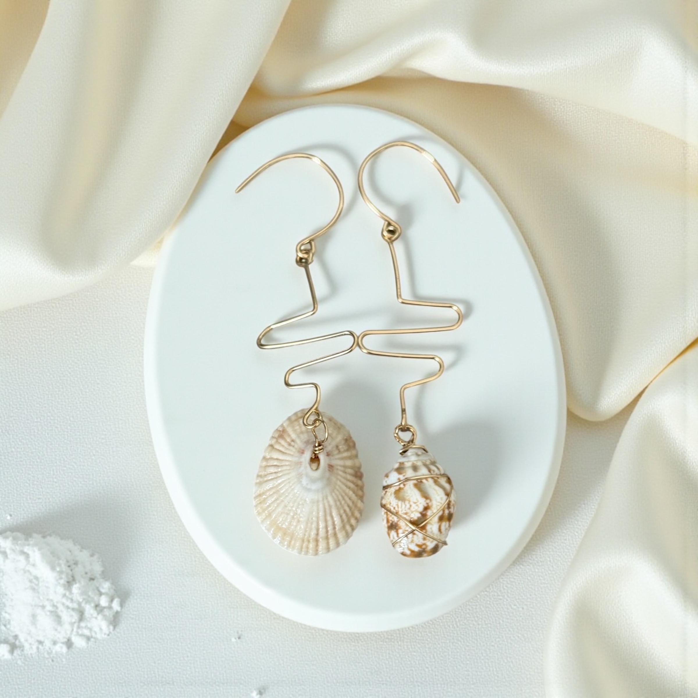 Sculpted Golden Currents Hawaiian Shell Earrings