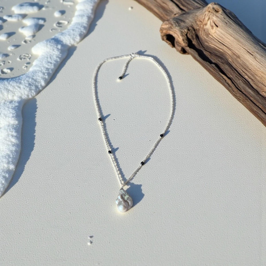 Noir Pearl Solstice Necklace