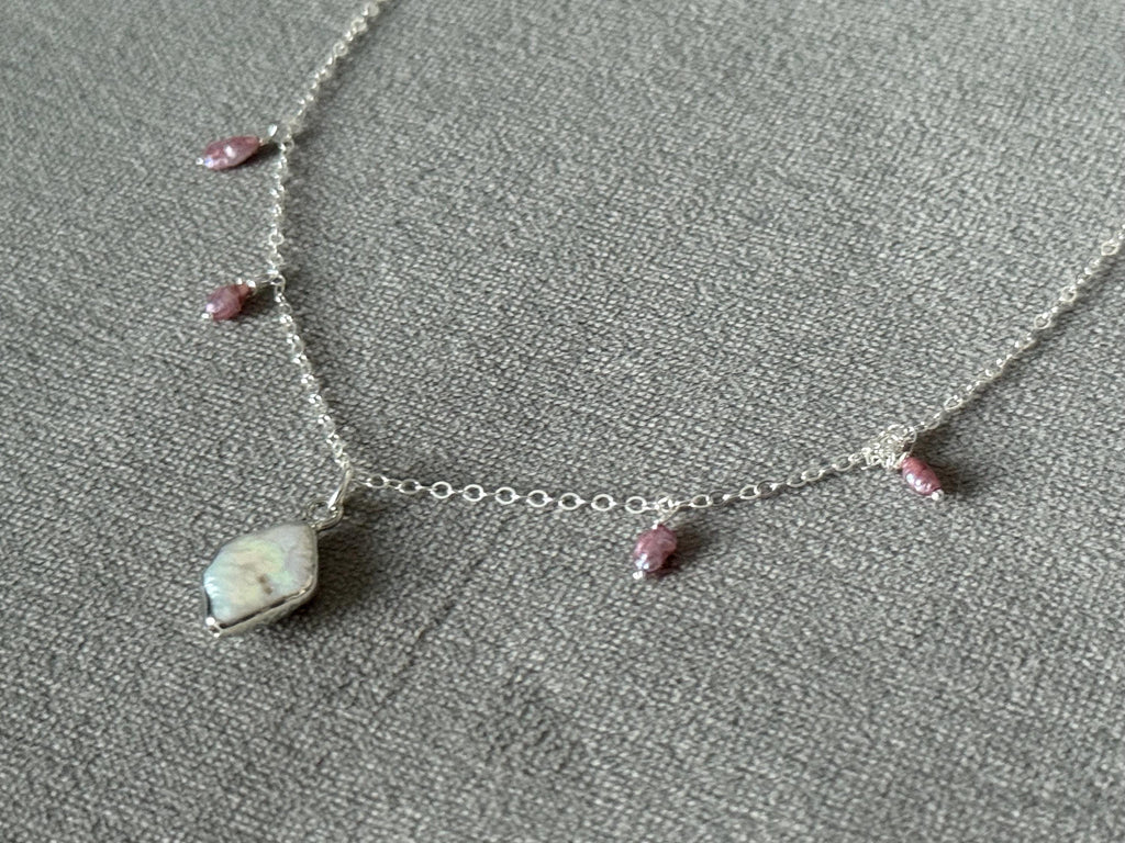 Blushing Pearl Pendant Necklace