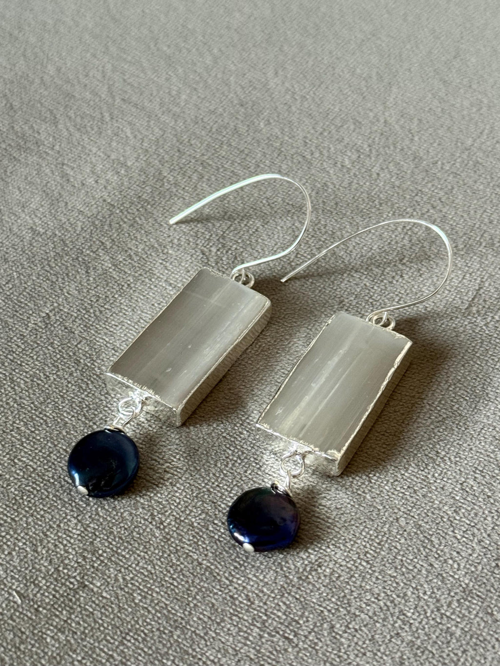 Midnight Halo Selenite Drops