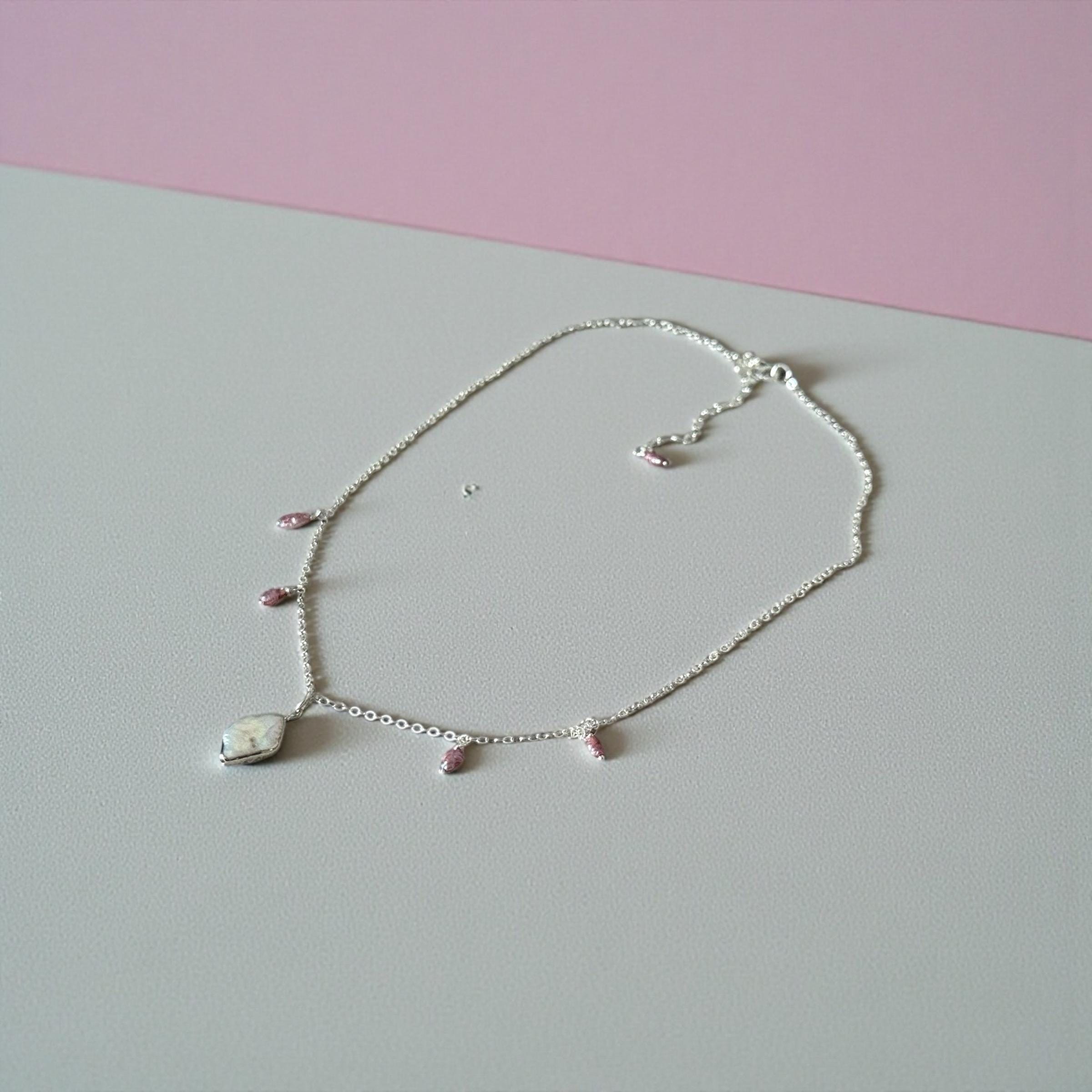 Blushing Pearl Pendant Necklace