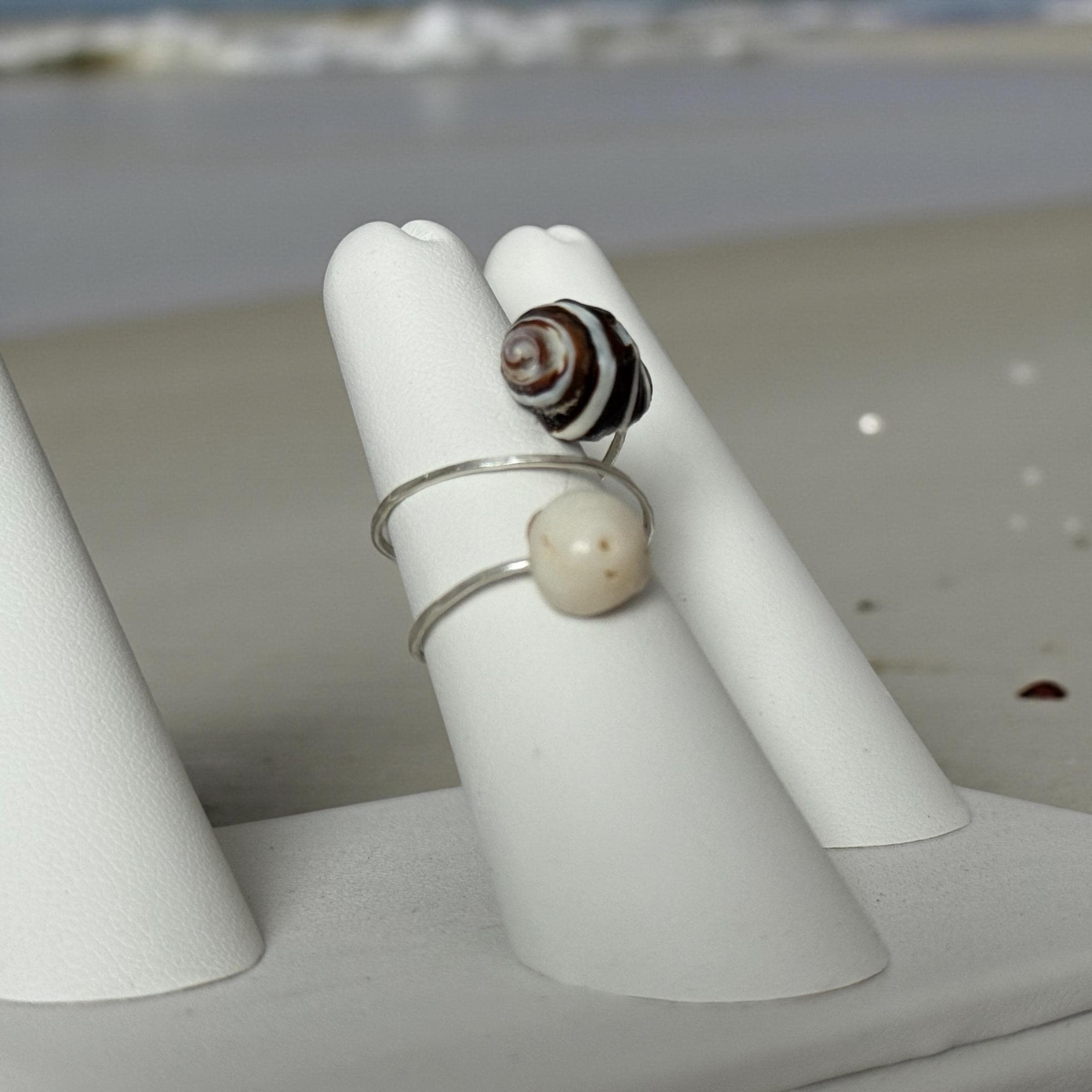 Monochrome Hammered Shell Ring