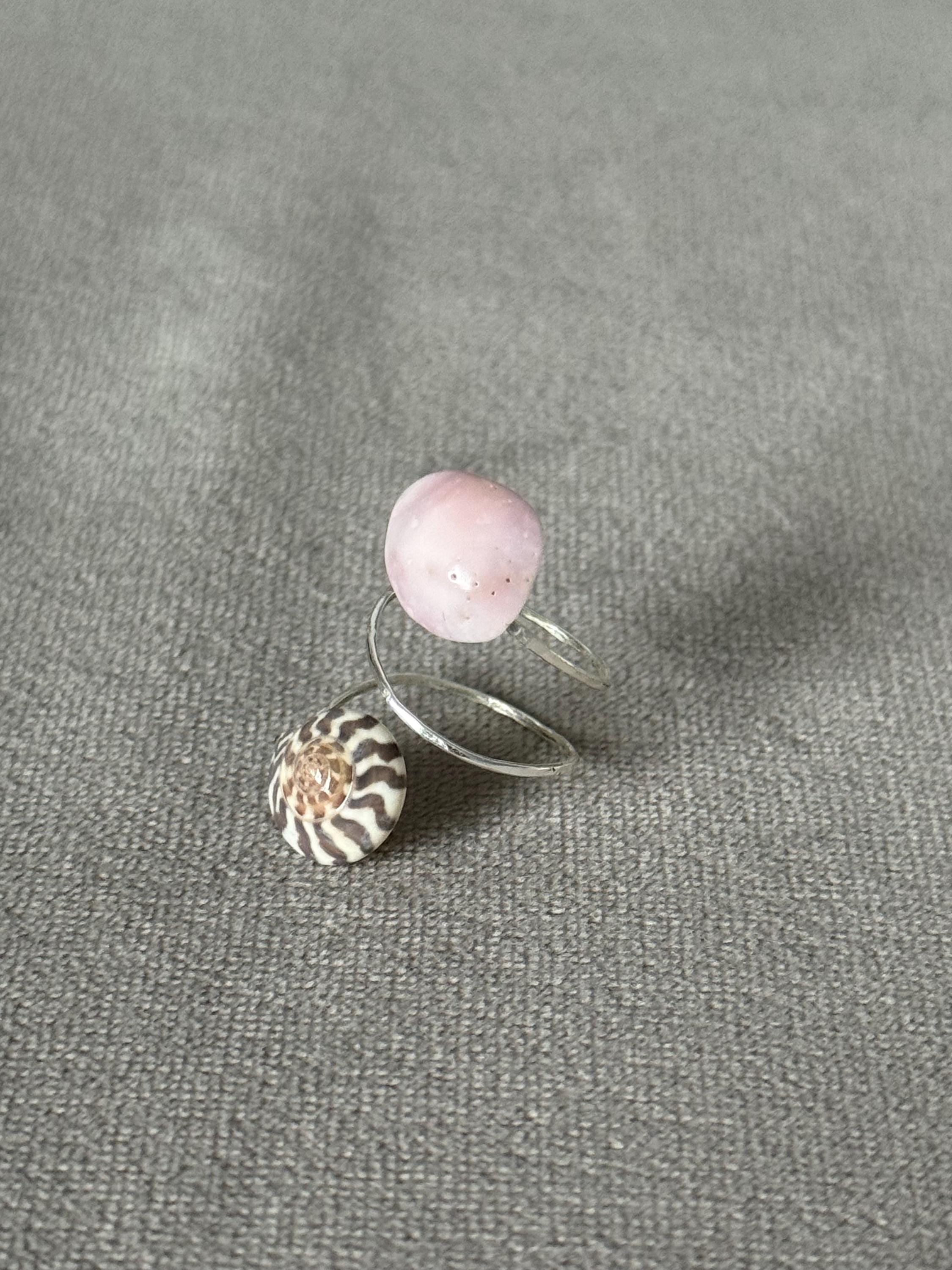 Rose Spiral Hammered Shell Ring