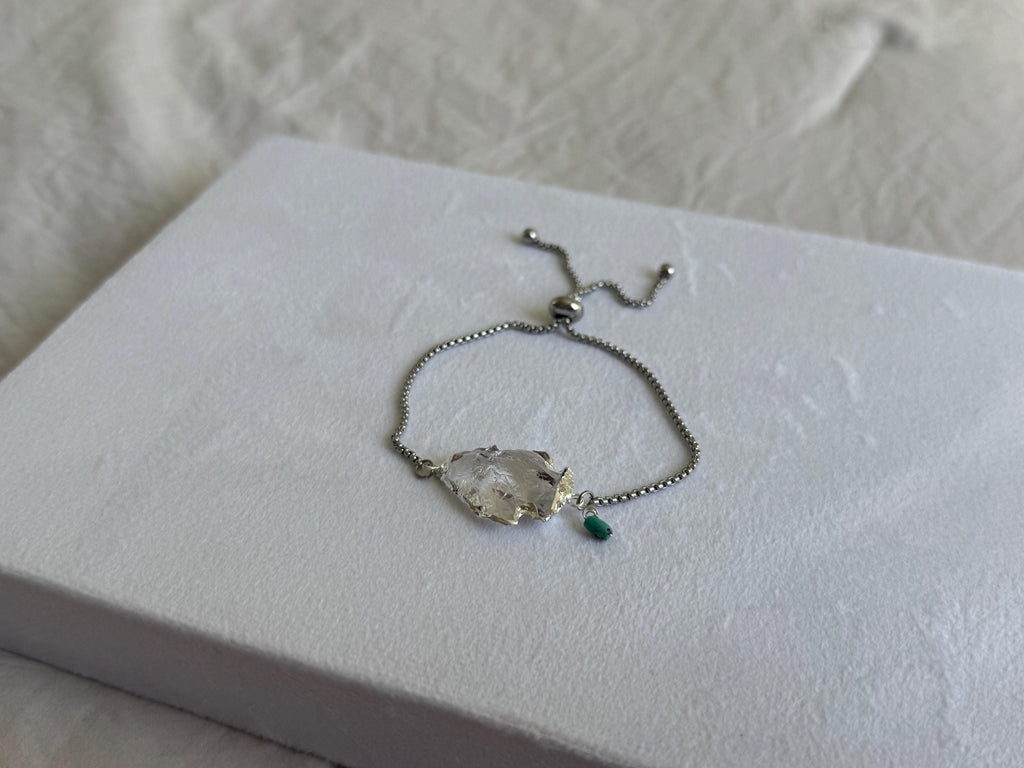 Tide Relic Quartz Bolo Bracelet