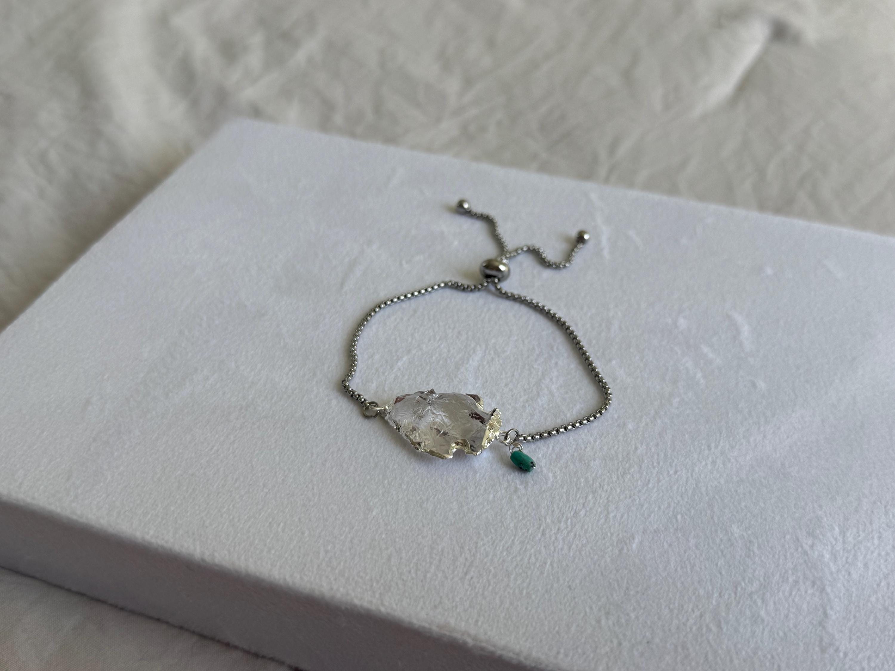 Tide Relic Quartz Bolo Bracelet