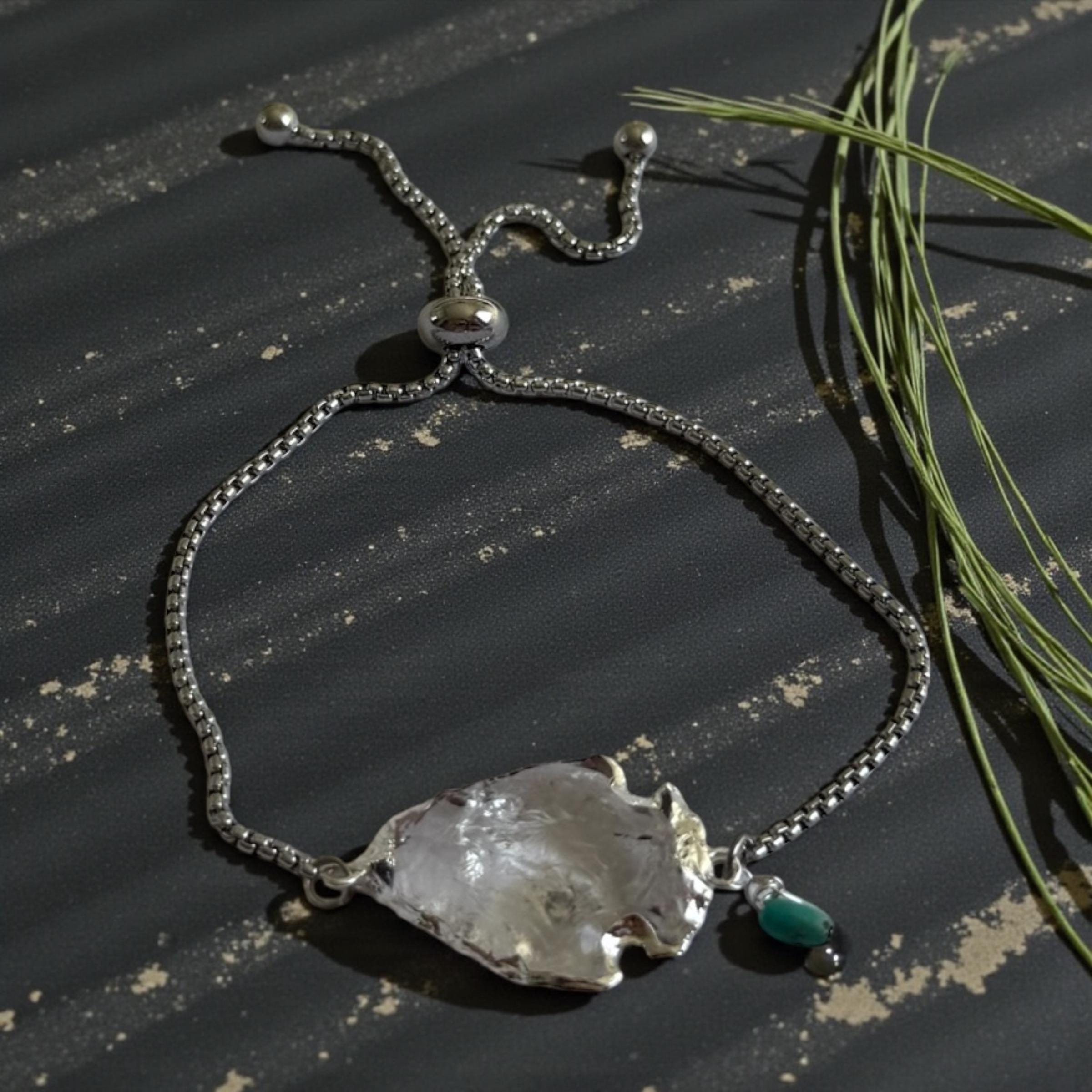 Tide Relic Quartz Bolo Bracelet