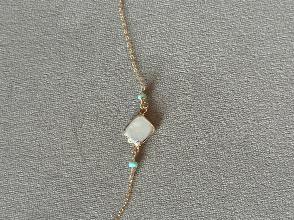 Golden Tide Relic Shell Necklace