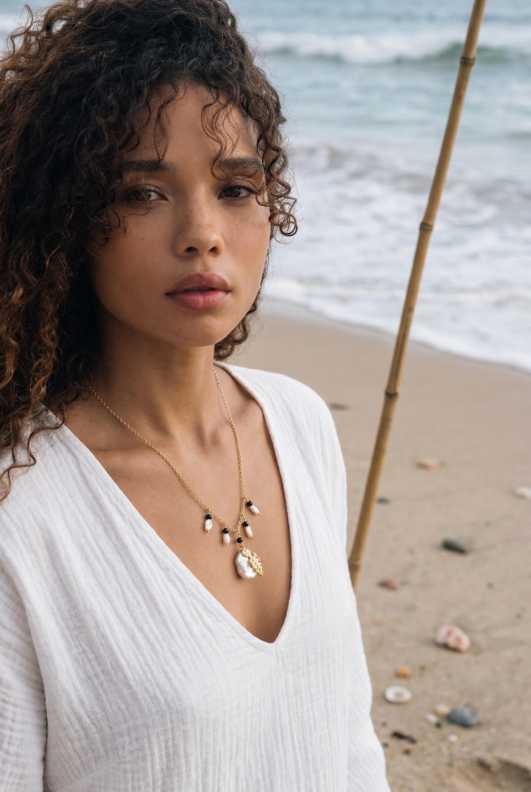 Midnight Saphire Pearl Necklace