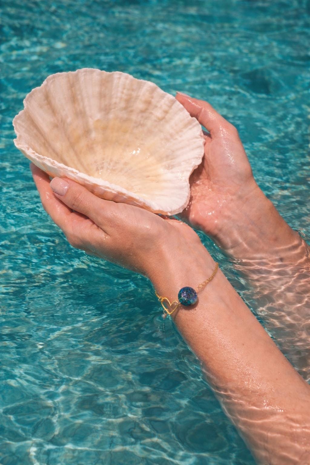 Ocean Reverie Heart Slider Bolo Bracelet — Abalone Muse