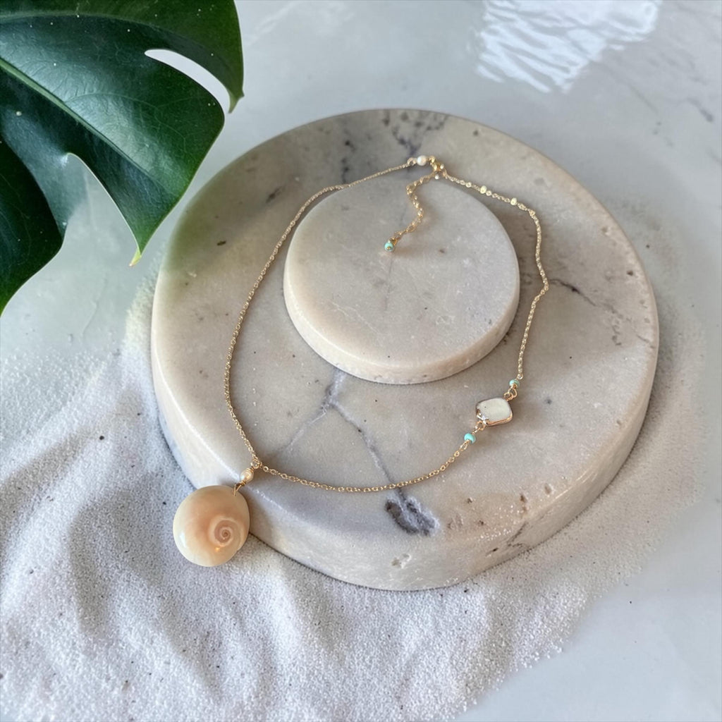 Golden Tide Relic Shell Necklace
