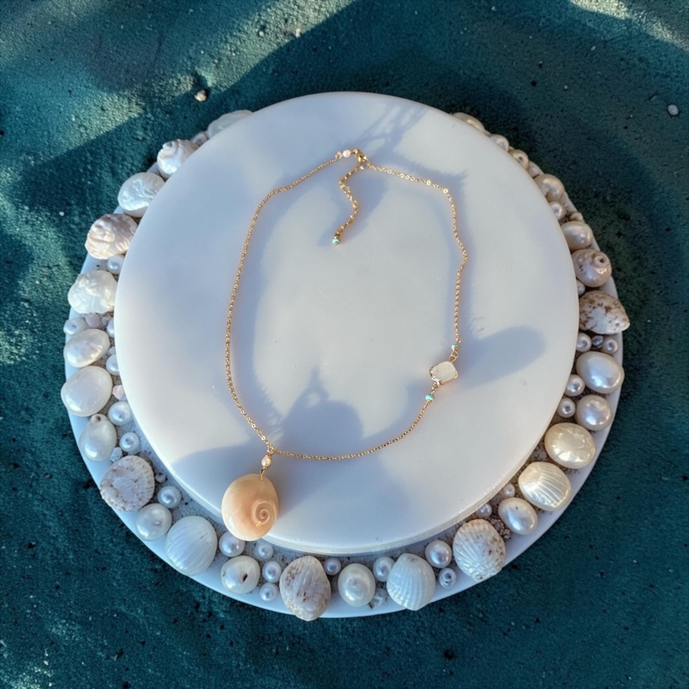 Golden Tide Relic Shell Necklace
