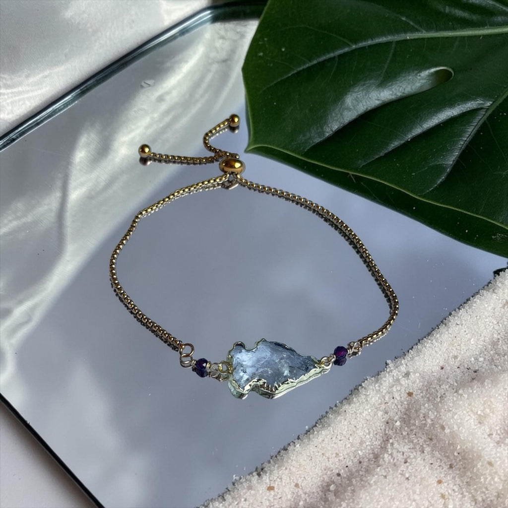 Golden Apex Quartz Bolo Bracelet — Ruby Pulse Edition