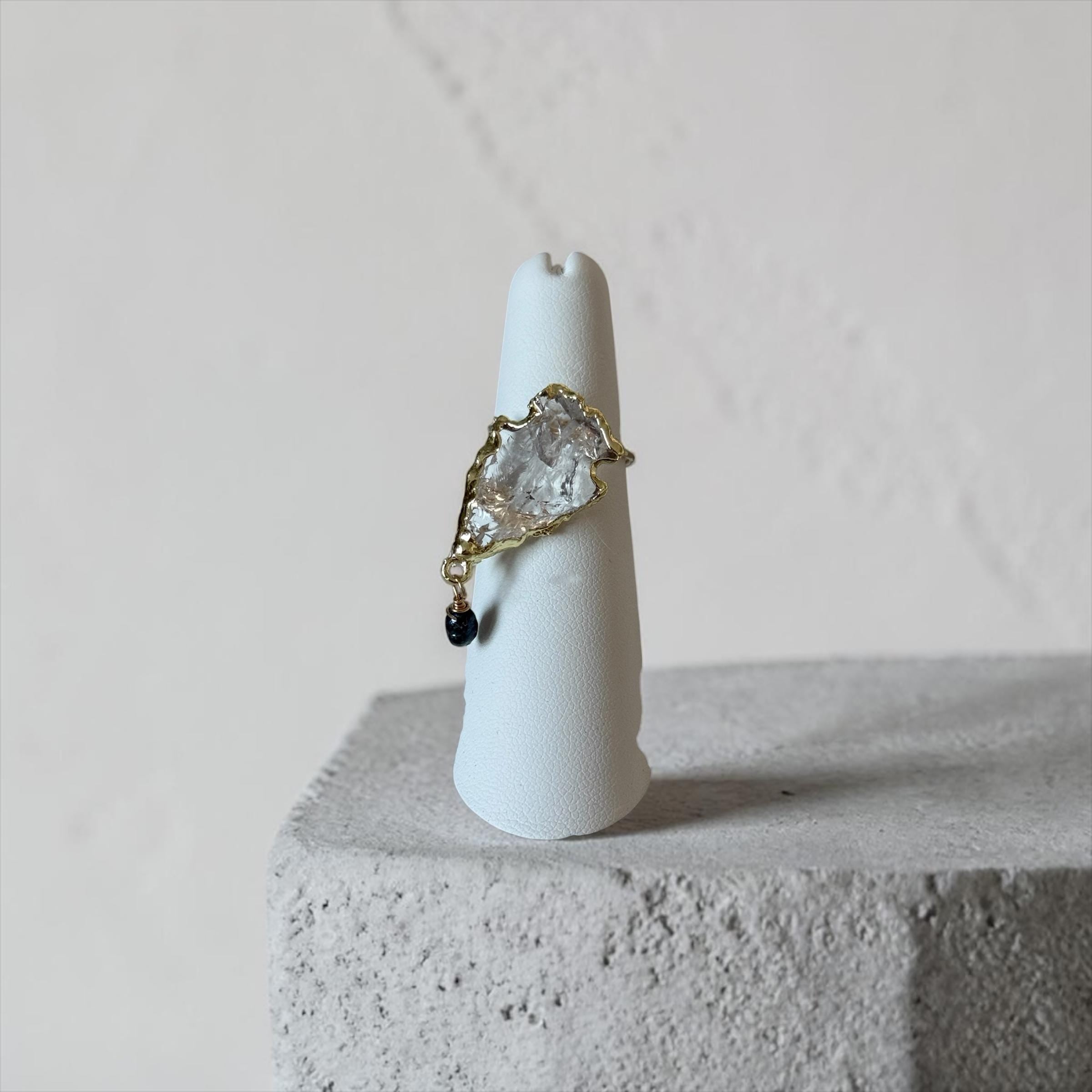 Obsidian Tide Hammered Quartz Ring