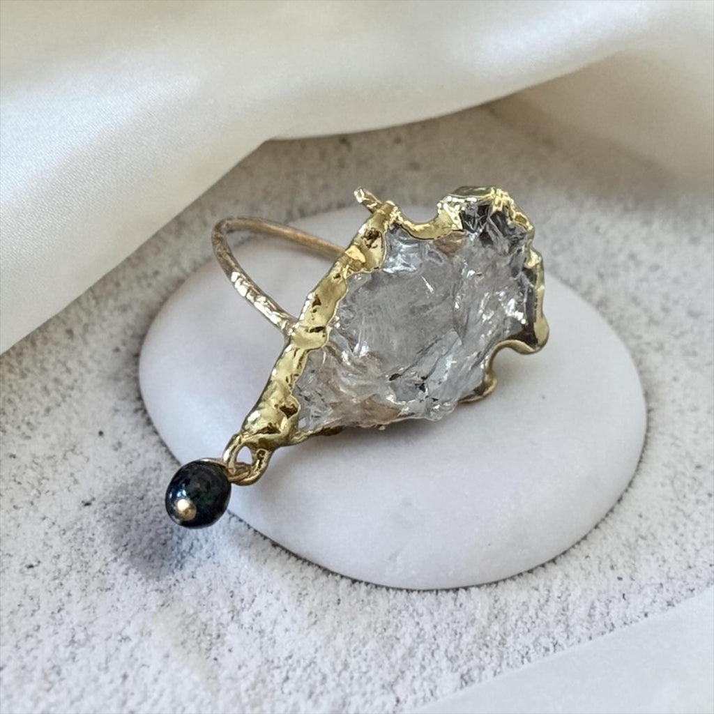 Obsidian Tide Hammered Quartz Ring