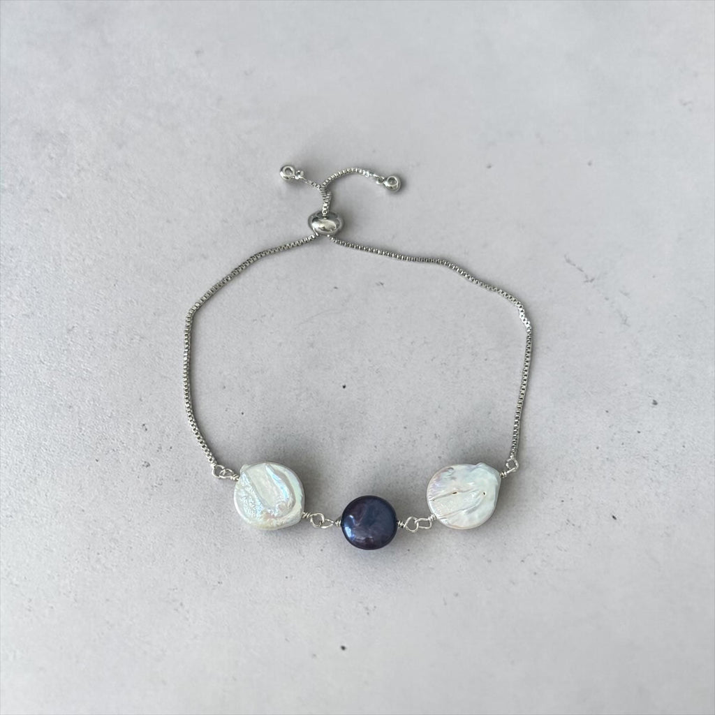 Midnight Muse Pearl Slider Bolo Bracelet