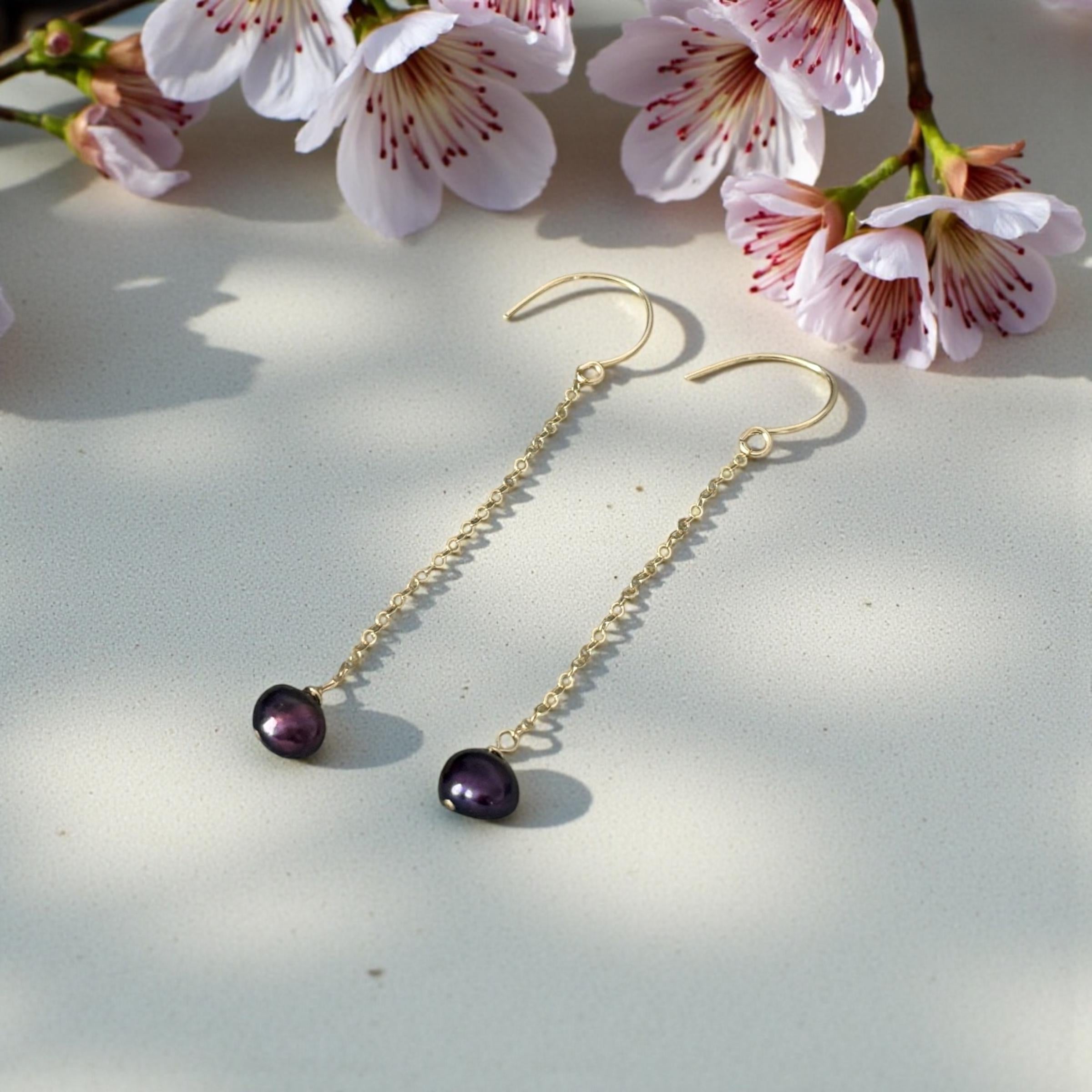 Velvet Noir Pearl Drop Earrings