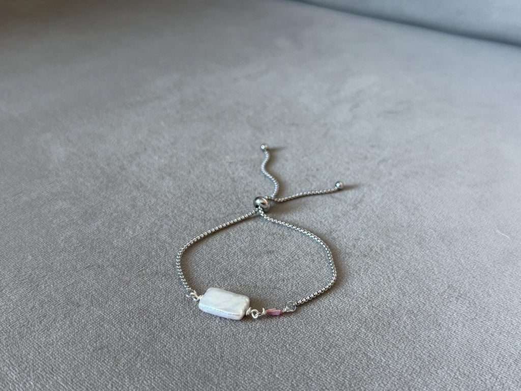 Silver Siren Pearl Bolo Bracelet