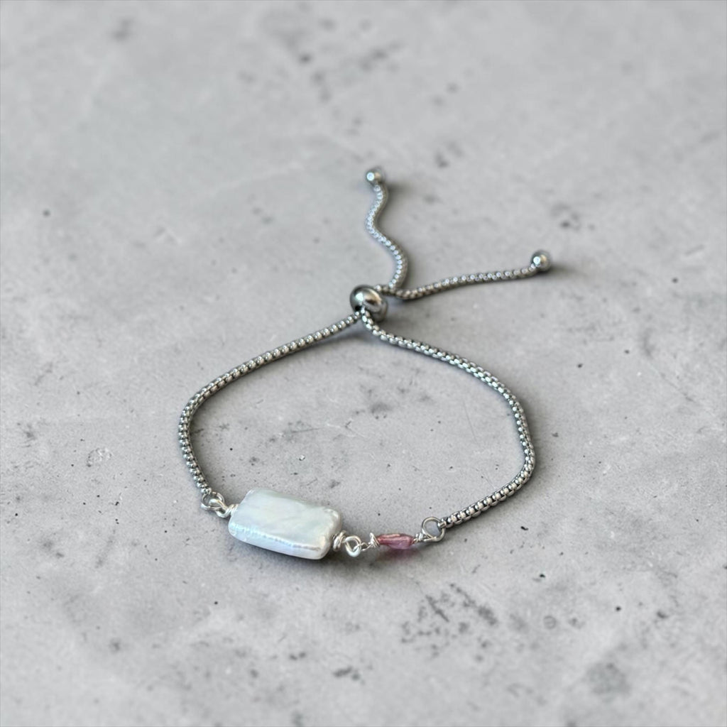 Silver Siren Pearl Bolo Bracelet