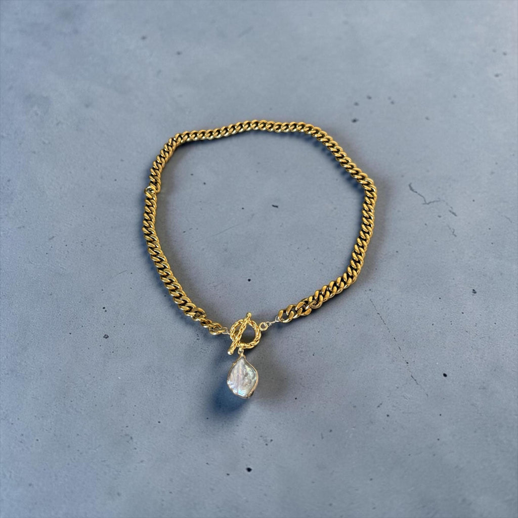 Pearl Provocateur Chunky Necklace