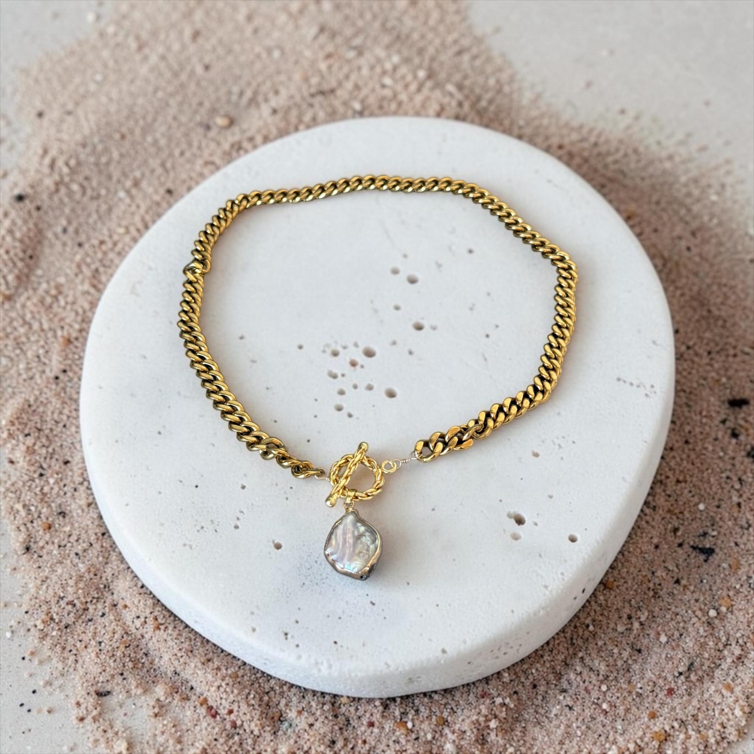 Pearl Provocateur Chunky Necklace
