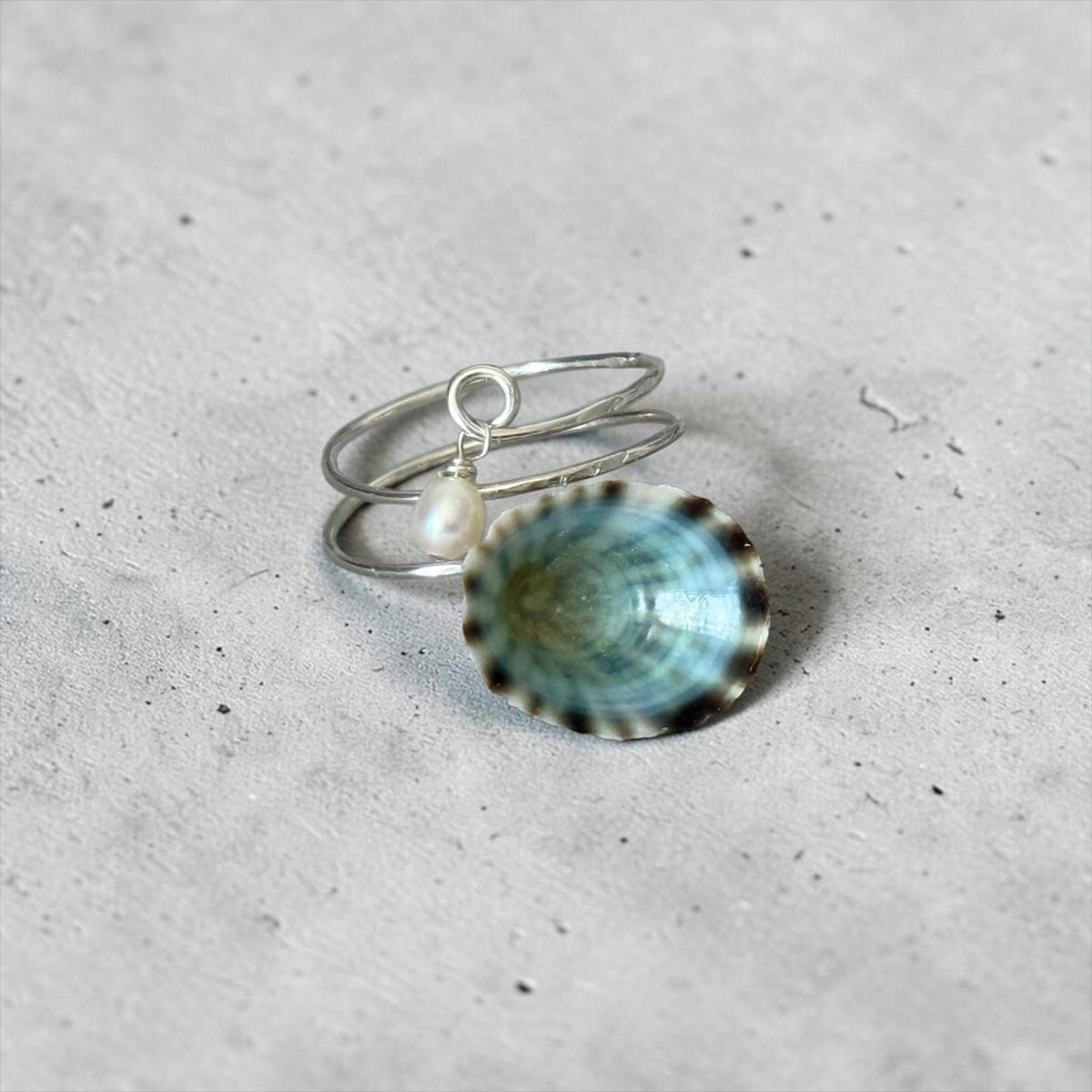 Tidal Opihi Hammered Hawaiian Ring - Sterling Silver